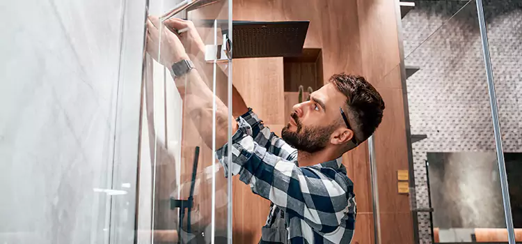 Replace Shower Doors with Frameless West St. Paul