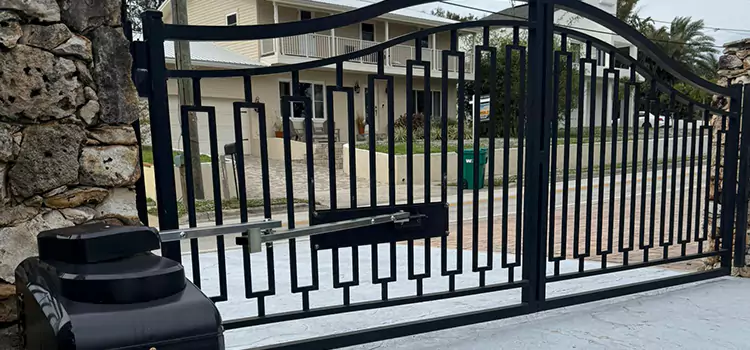 Swing Gate Opener with Keypad West St. Paul