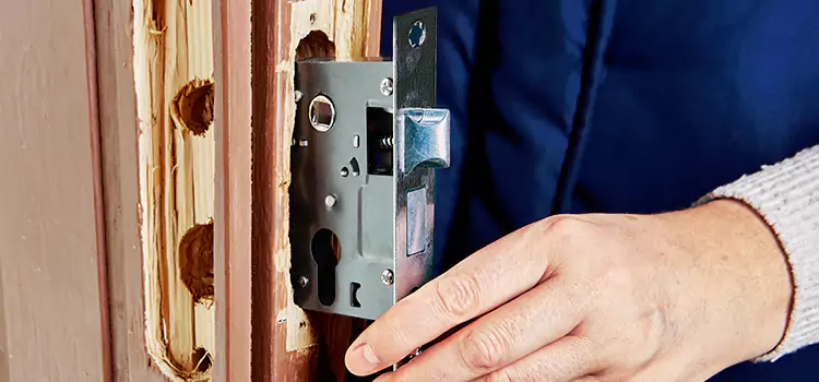 Garage Door Lock Replacement West St. Paul